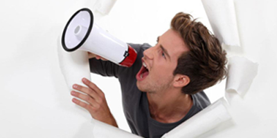 洗腦式廣告：如何讓消費者記住你？請對著消費者瞎嚷嚷！