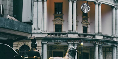 全球最大咖啡品牌：星巴克首度公開品牌視覺識別系統(tǒng)！